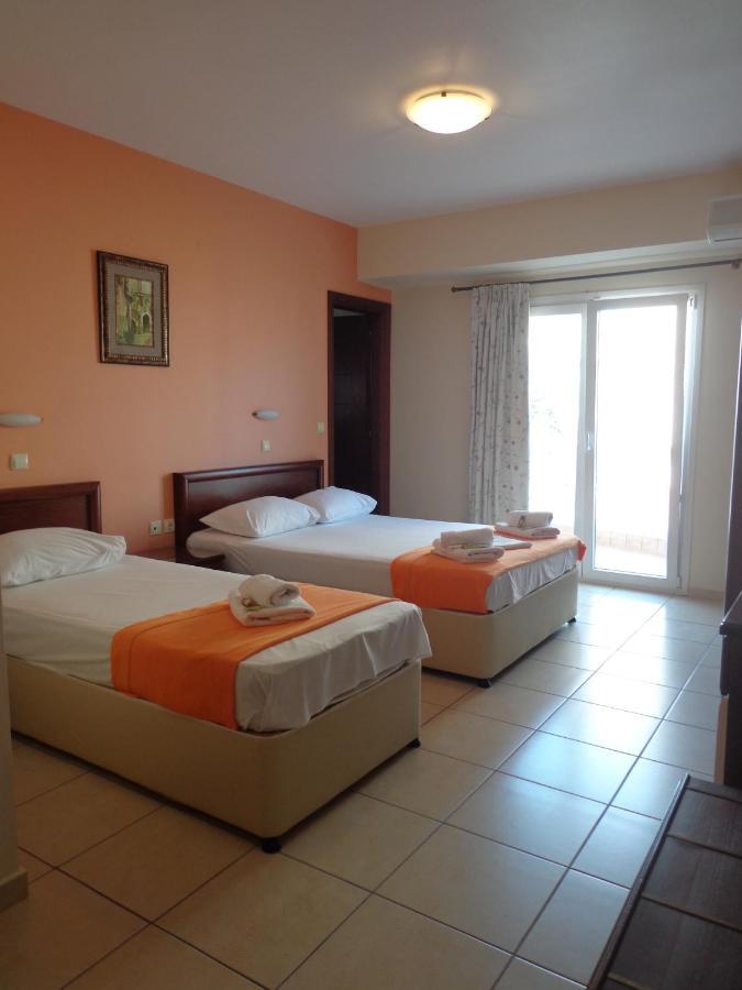 Hotel Vizantio ปาราเลียกาเตอรีนิส ภายนอก รูปภาพ